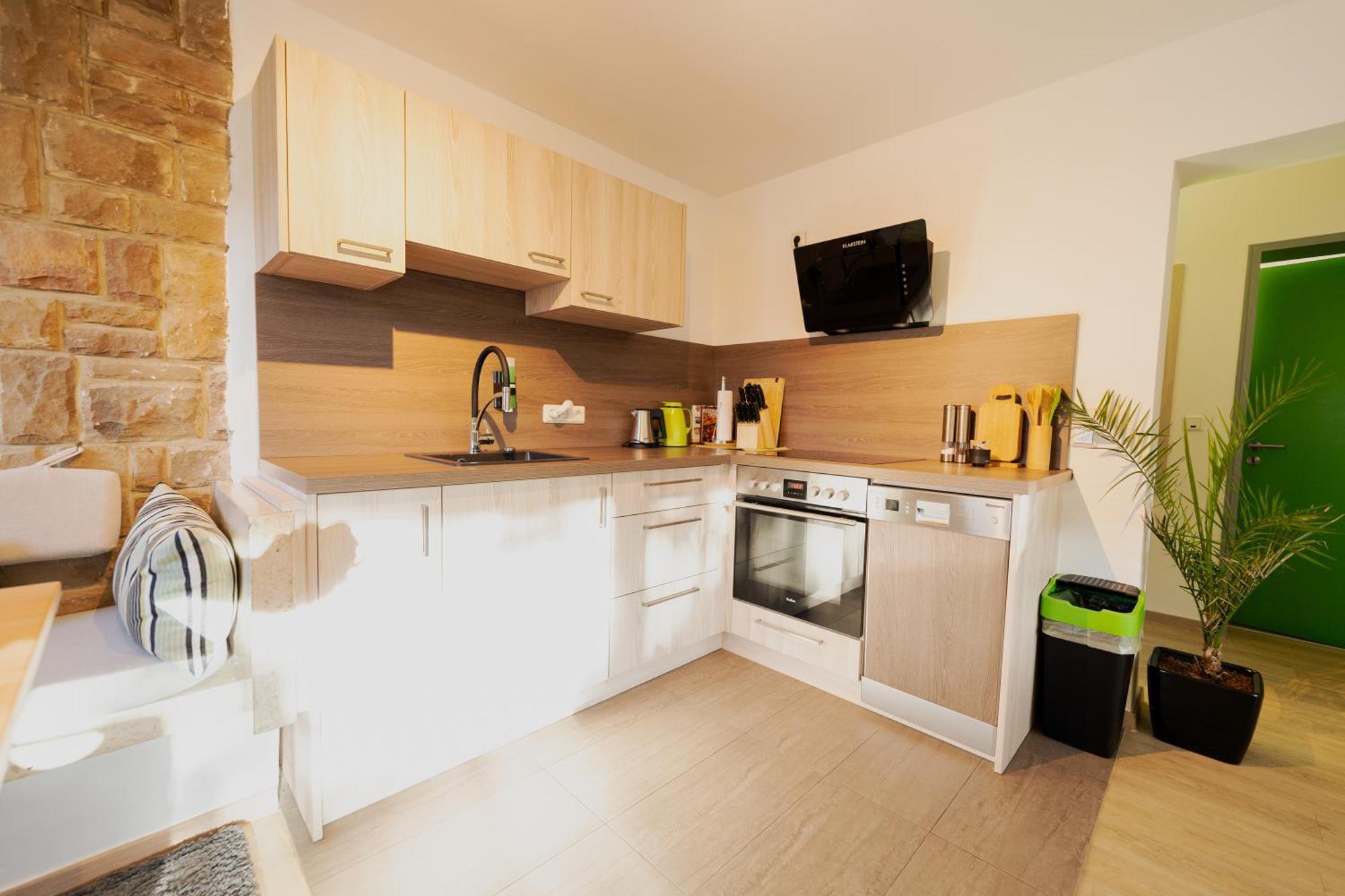 Ferienhaus Schoene Aussicht Ferienwohnung Gruen Hemfurth-Edersee Esterno foto